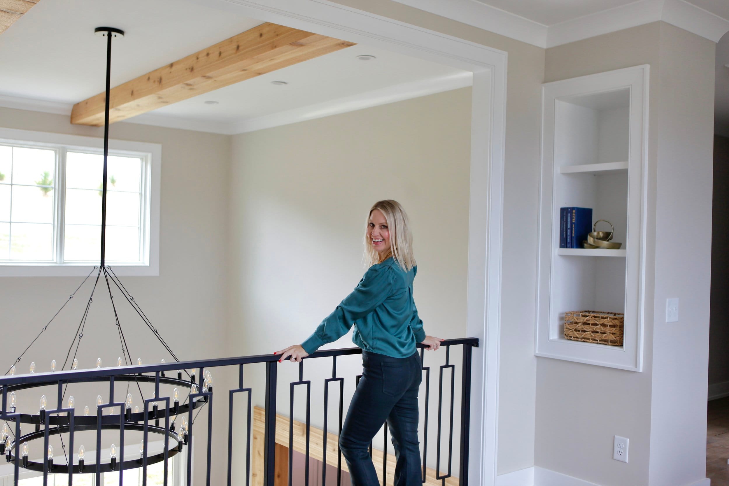 Read more about the article How Do You Know You’re Ready to Work With An Interior Designer?